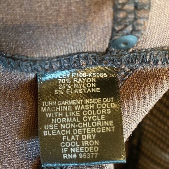 𝅺SANCTUARY BLACK PONTE LEGGINGS - Picture 4 of 4